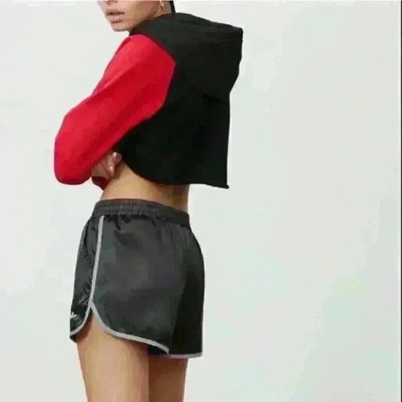 NWOT Fila Retro 90's Shorts - Picture 3 of 7